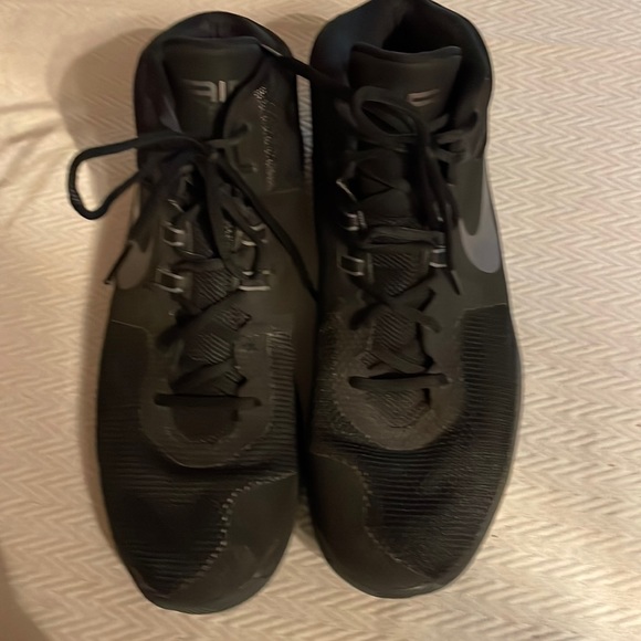 Mens Nike shoes - Picture 1 of 9